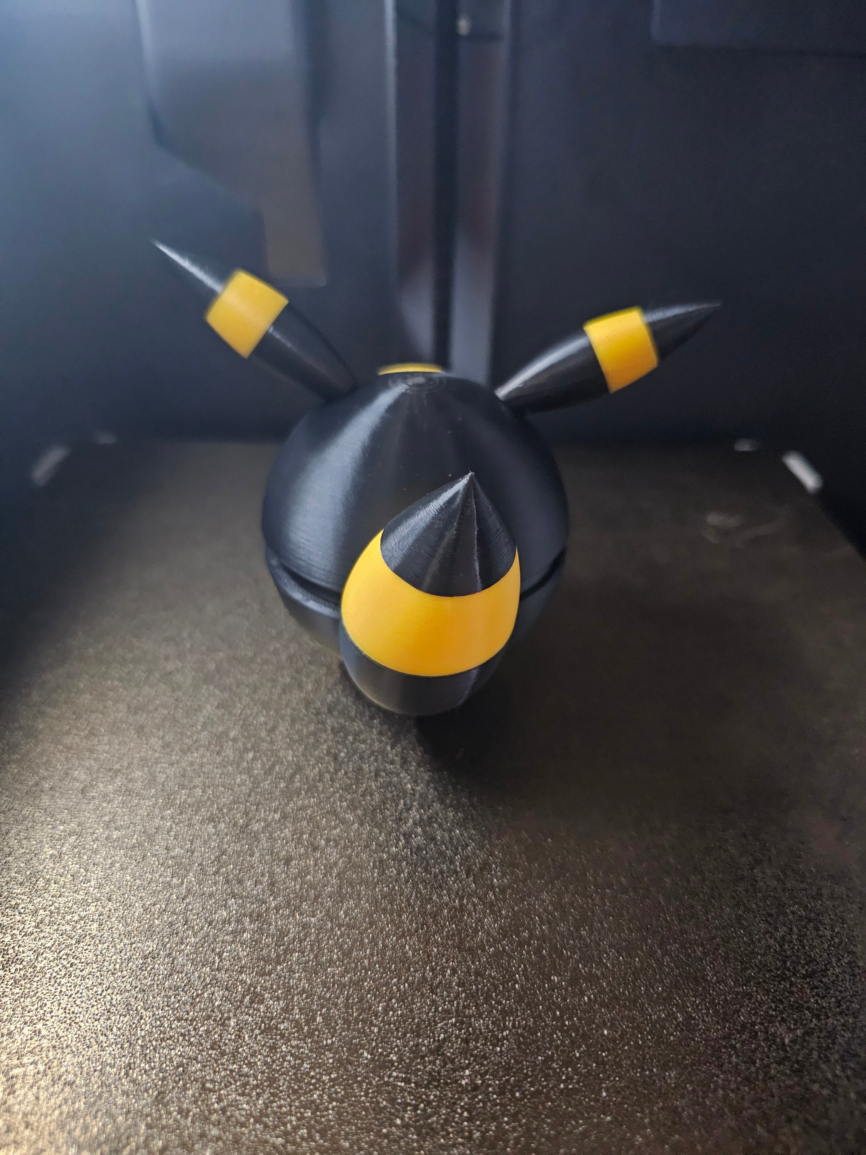 Figurine : Pokéball Noctali