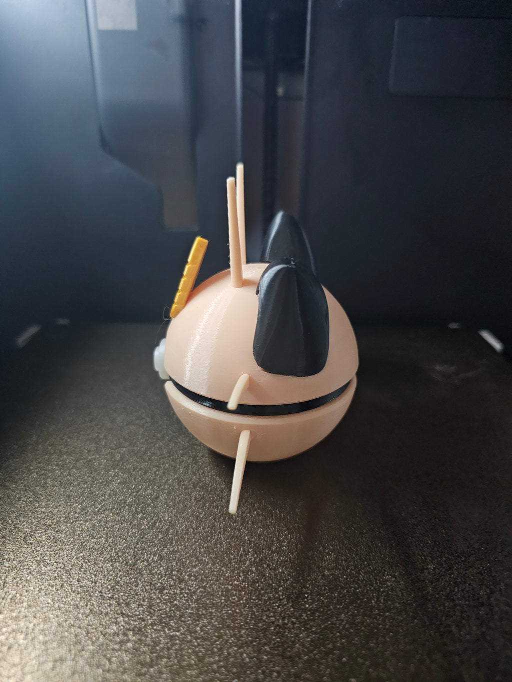Figurine : Pokéball Miaouss